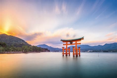  Der Miyajima-Torii: Ein mystisches Tor zum Reich der Götter