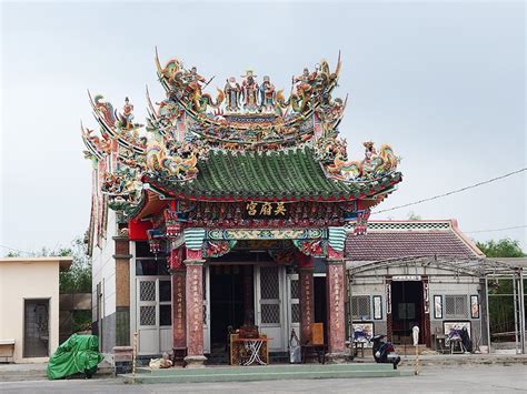 Der Tempel des Herrn Wang: Eine Oase der Ruhe inmitten von Heze!